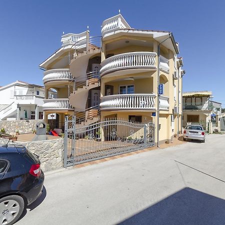 Apartmani Ana Juricev Vodice Eksteriør billede