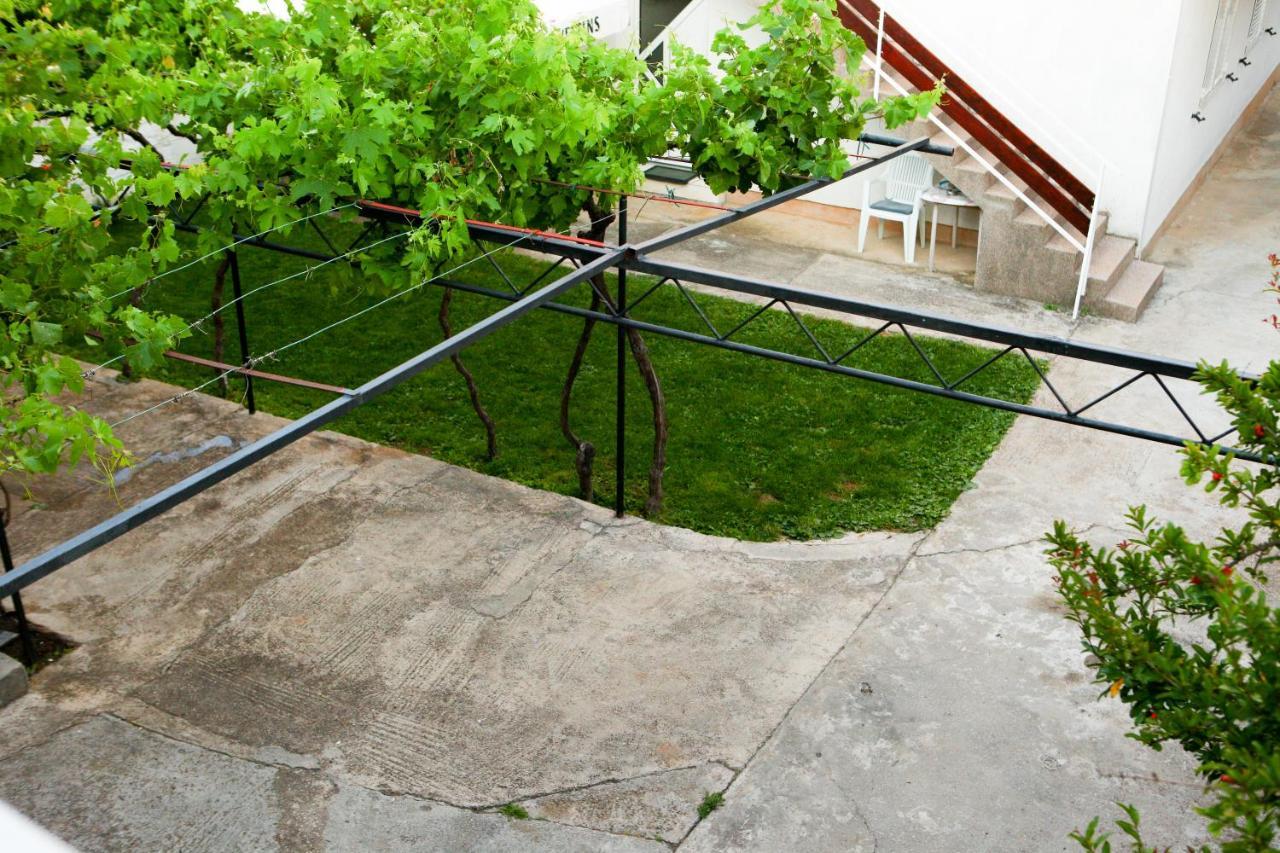 Apartmani Ana Juricev Vodice Eksteriør billede