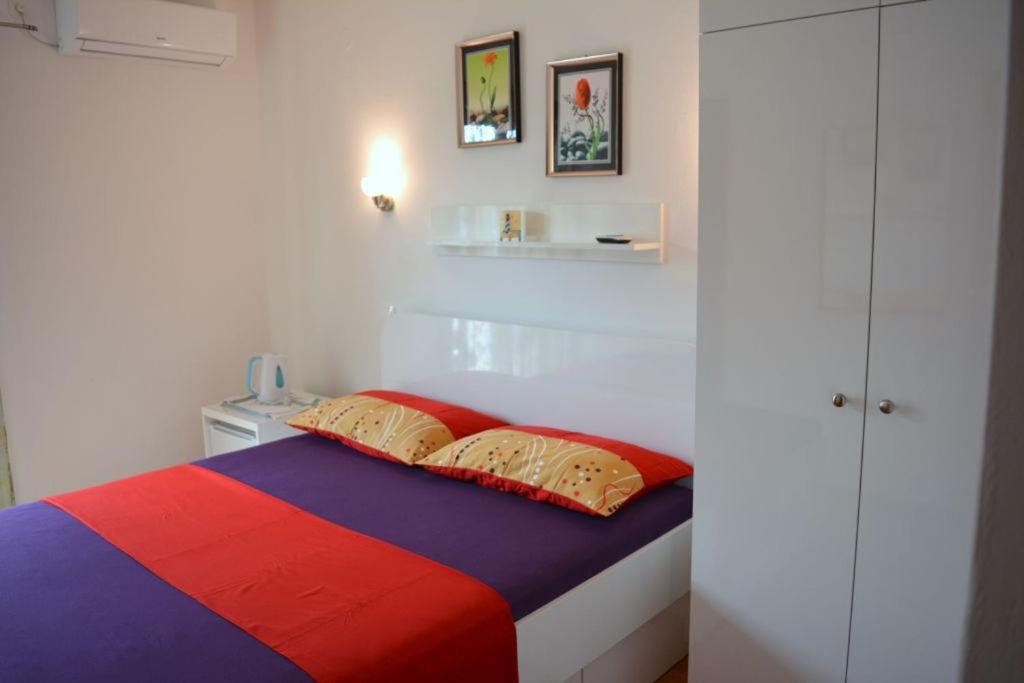 Apartmani Ana Juricev Vodice Eksteriør billede