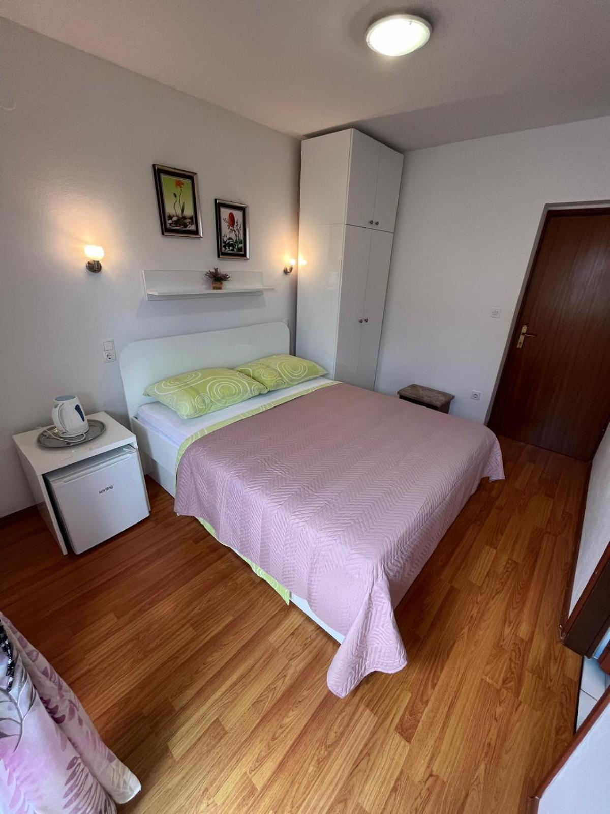 Apartmani Ana Juricev Vodice Eksteriør billede