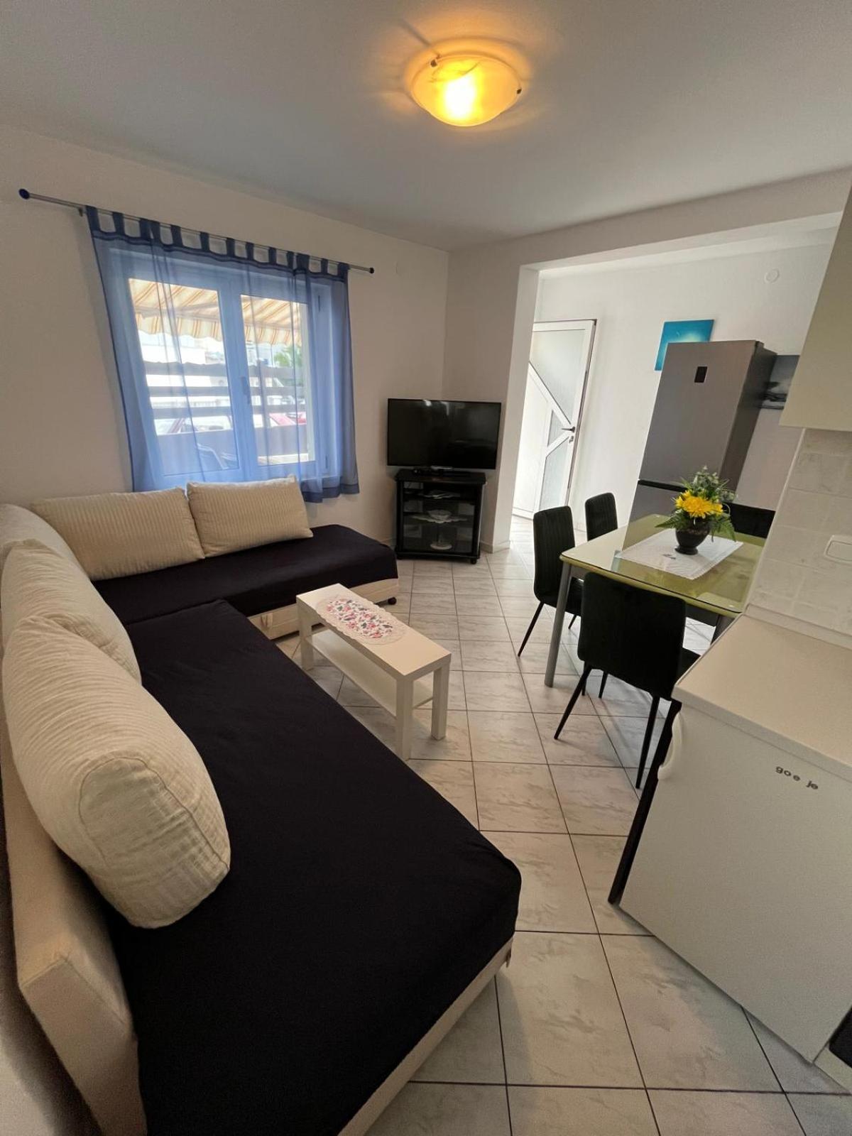 Apartmani Ana Juricev Vodice Eksteriør billede