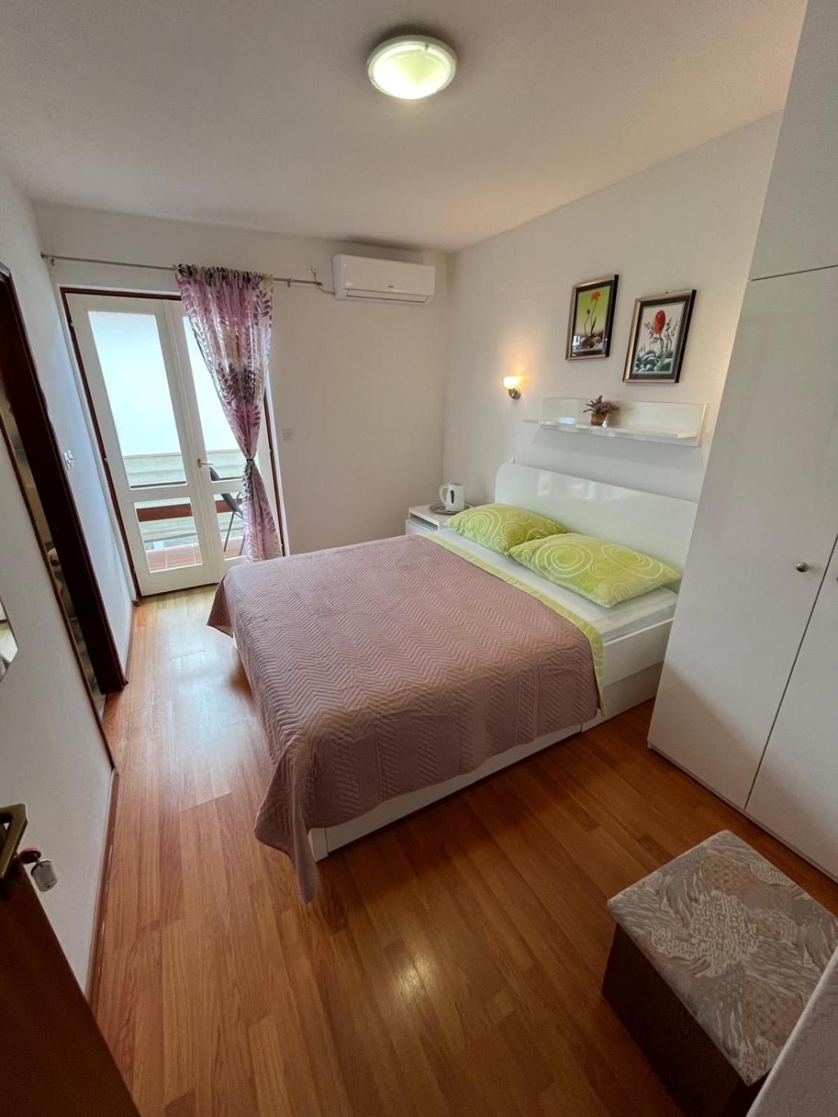 Apartmani Ana Juricev Vodice Eksteriør billede
