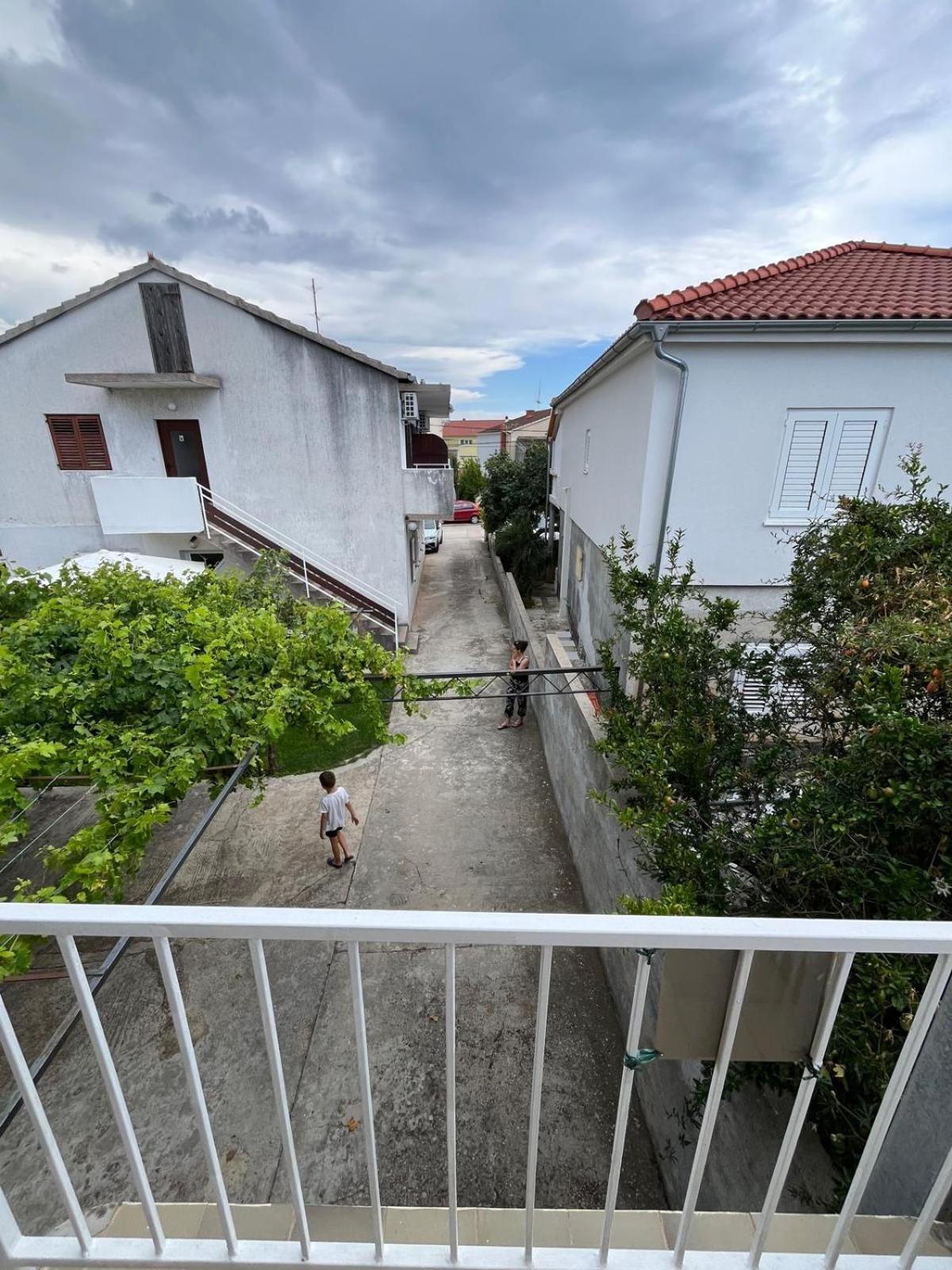 Apartmani Ana Juricev Vodice Eksteriør billede