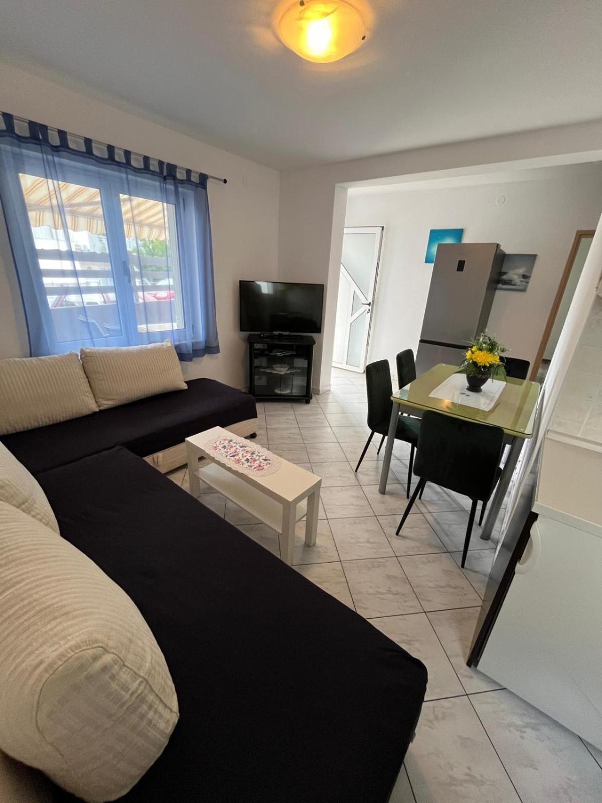 Apartmani Ana Juricev Vodice Eksteriør billede