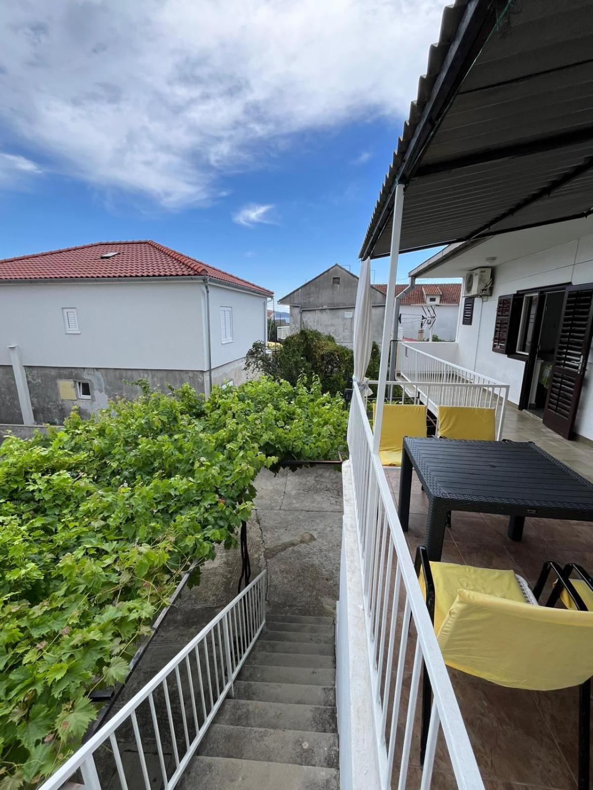 Apartmani Ana Juricev Vodice Eksteriør billede