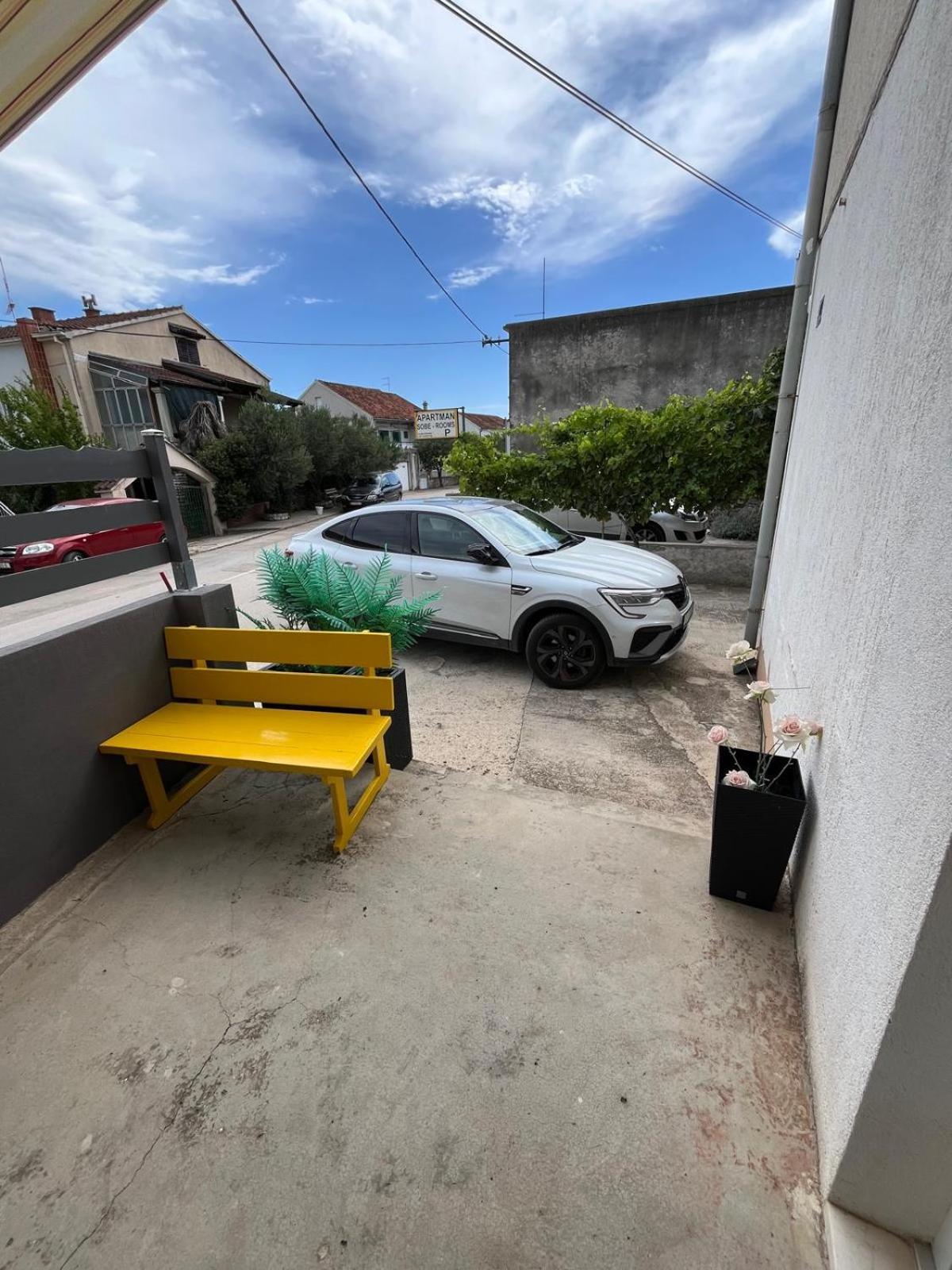 Apartmani Ana Juricev Vodice Eksteriør billede