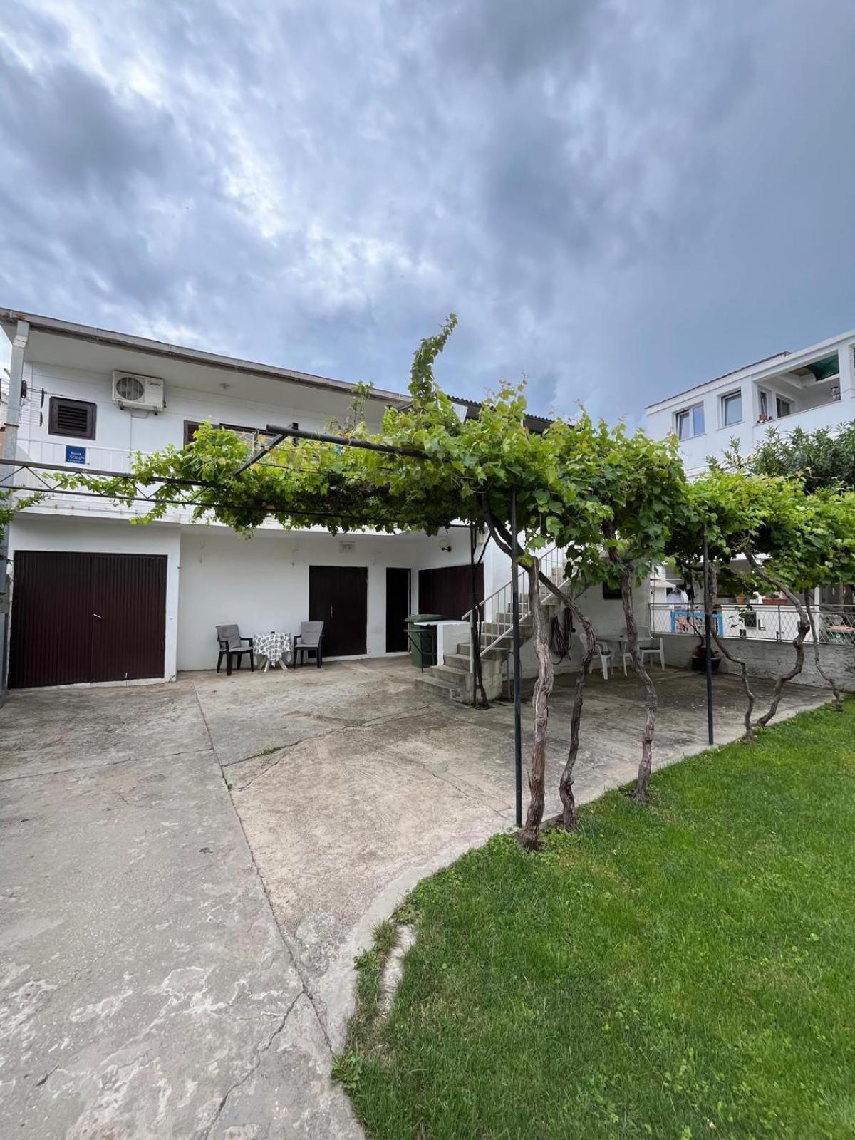 Apartmani Ana Juricev Vodice Eksteriør billede